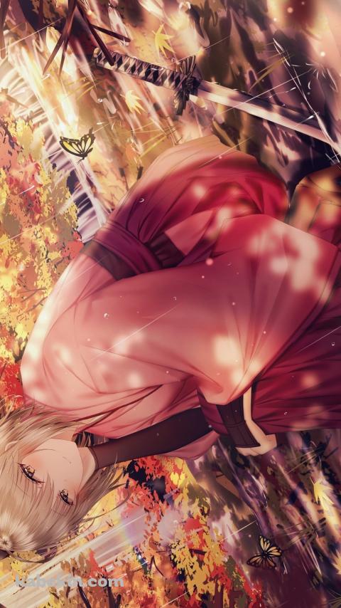 雨が降る秋の森の中、しゃがむ沖田総司 / 紅葉 / Fate/grand orderのAndroidの壁紙(480px x 854px) スマホ用