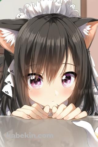 テーブル越しに覗く可愛いメイド / 黒髪 / 猫耳 / ティーポットのAndroidの壁紙(320px x 480px) スマホ用