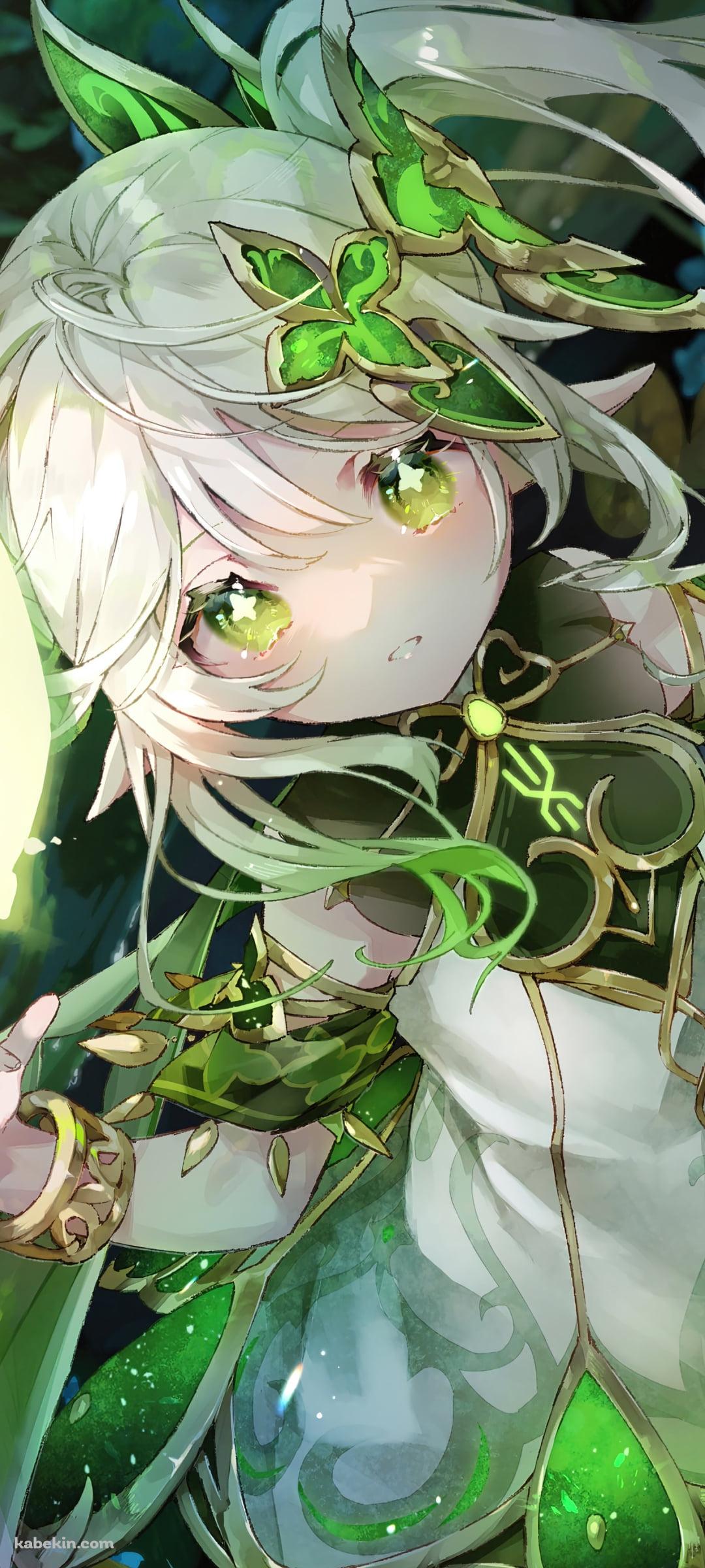 光る蝶と可愛いナヒーダ / キラキラした緑の瞳 / 原神のAndroidの壁紙(1080px x 2400px) スマホ用