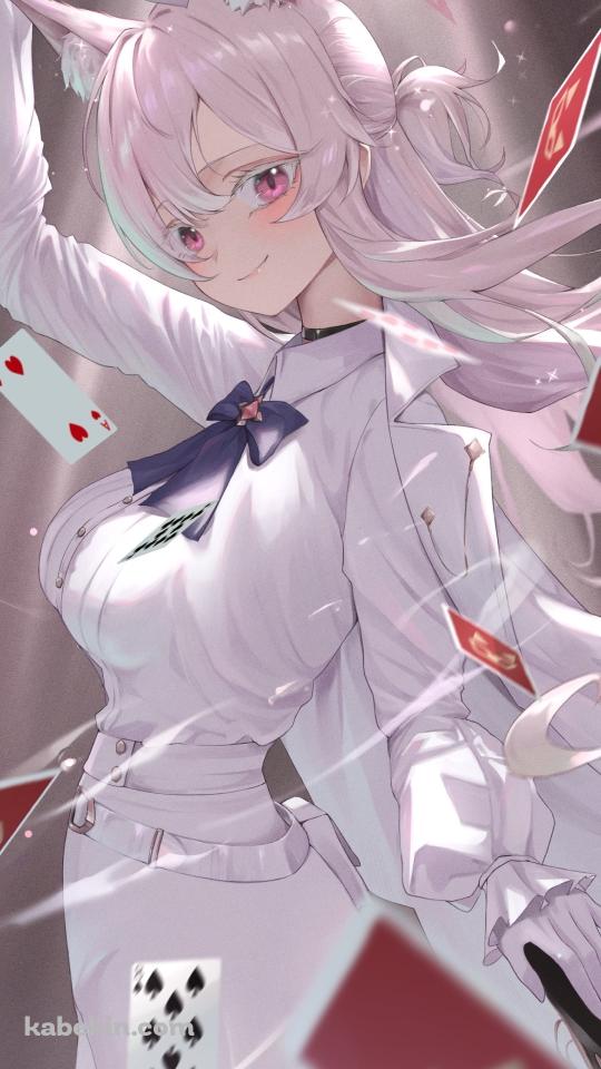 沢山のトランプとこちらを見つめる清澄アキラ / ブルアカ / ブルーアーカイブのAndroidの壁紙(540px x 960px) スマホ用