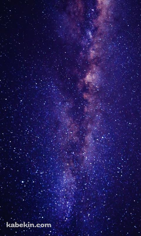 小さな星と紫の綺麗な星雲 / 宇宙のAndroidの壁紙(480px x 800px) スマホ用