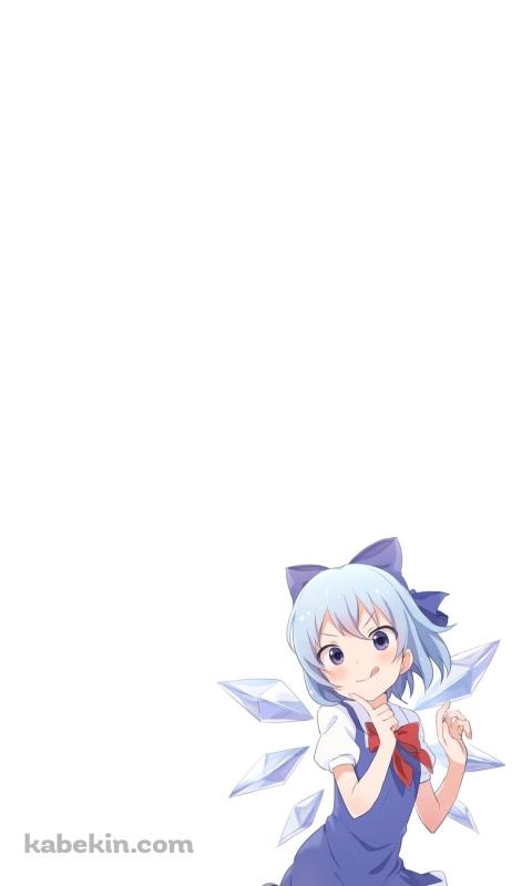 顎を指さし舌を出した可愛いチルノ / 東方のAndroidの壁紙(480px x 800px) スマホ用