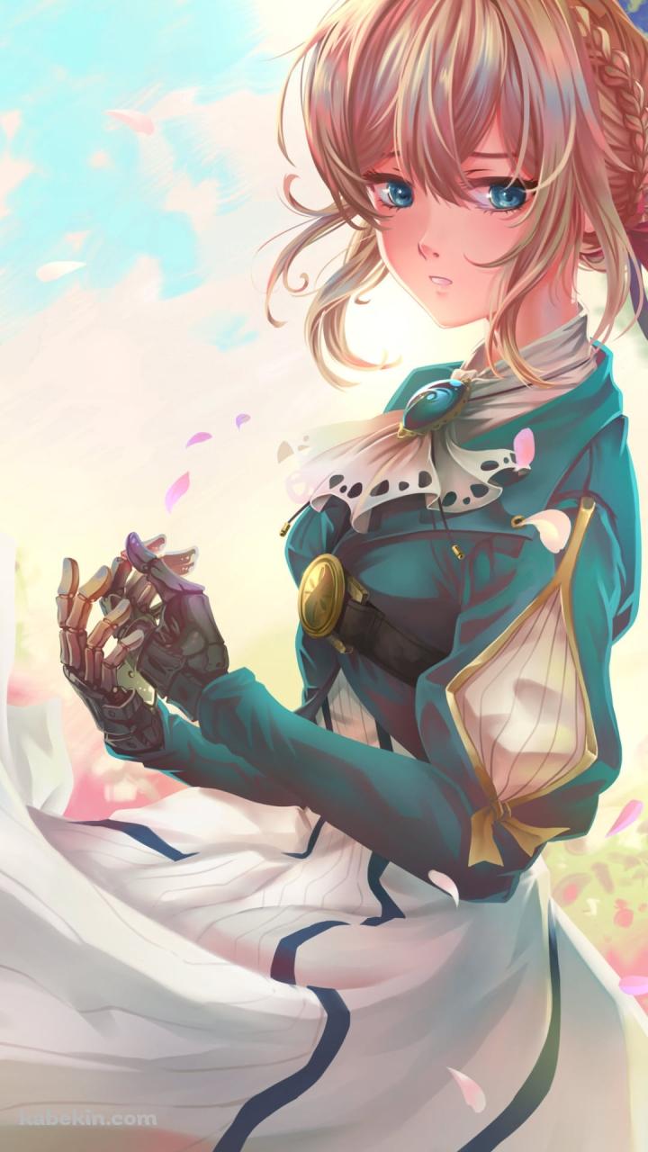 春、桜の花びらを見つめるヴァイオレット・エヴァーガーデンのAndroidの壁紙(720px x 1280px) スマホ用