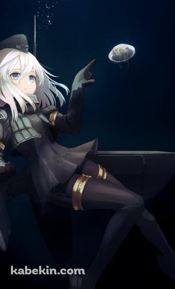 クラゲとU511 / ドイツの潜水艦 / 艦隊これくしょんのAndroidの壁紙(360px x 592px) スマホ用