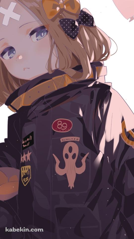 こちらを見下ろすアビゲイル・ウィリアムズ / 白い×の絆創膏 / Fate/grand orderのAndroidの壁紙(540px x 960px) スマホ用