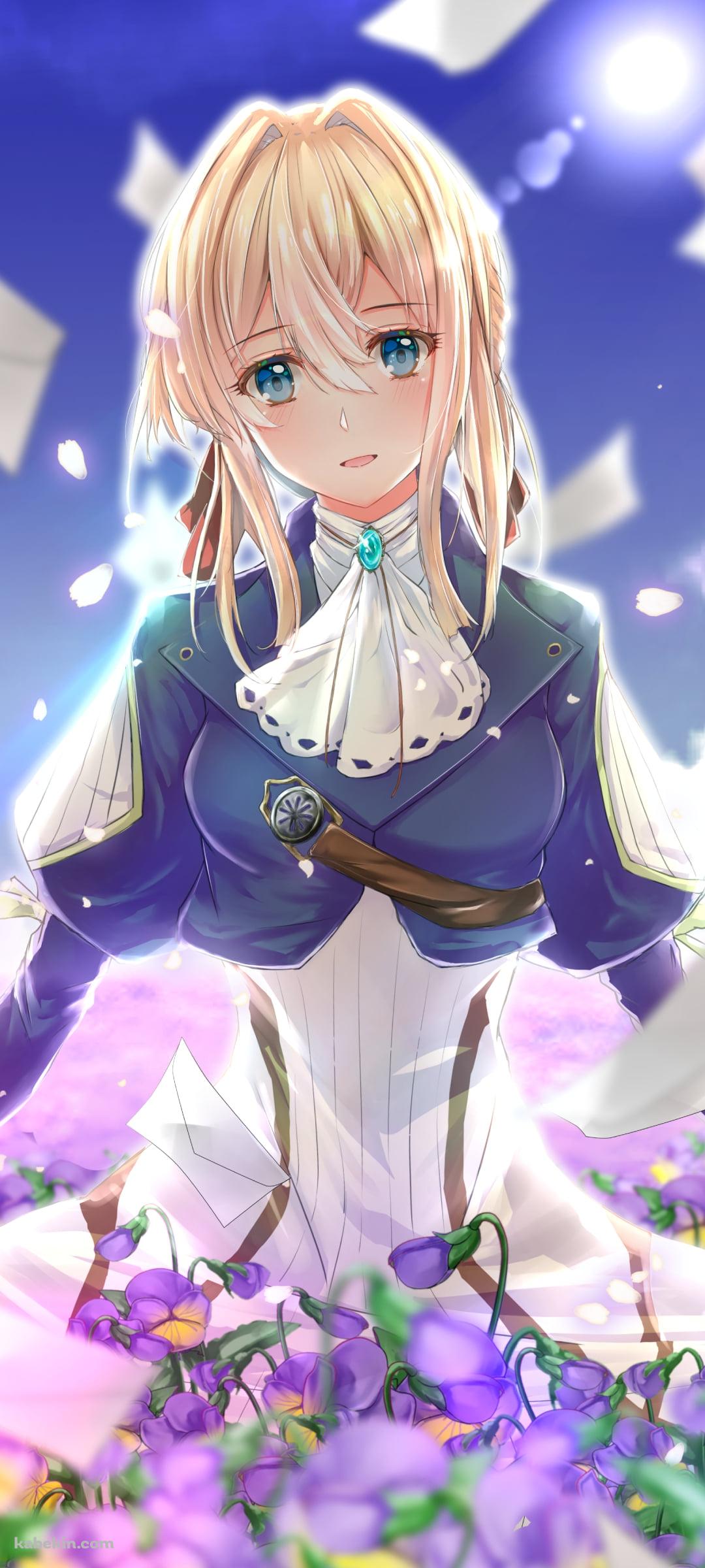 ラベンダー畑に佇むヴァイオレット・エヴァーガーデン / 空に舞う便箋のAndroidの壁紙(1080px x 2400px) スマホ用