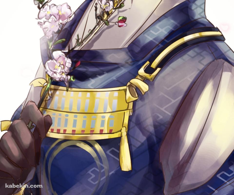 花を持ち微笑む三日月宗近 / 刀剣乱舞のAndroidの壁紙(960px x 800px) スマホ用