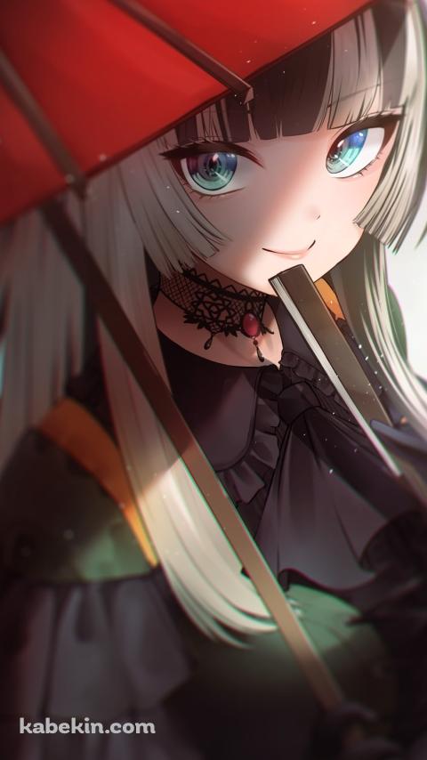 赤い和傘越しに黒い扇子を持ち微笑む儒烏風亭らでん(じゅうふうていらでん) / ホロライブ / バーチャルYouTuber / VtuberのAndroidの壁紙(480px x 854px) スマホ用