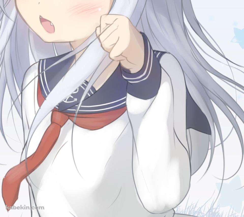 地べたに座りウィンクする可愛い響 / 艦隊これくしょんのAndroidの壁紙(960px x 854px) スマホ用