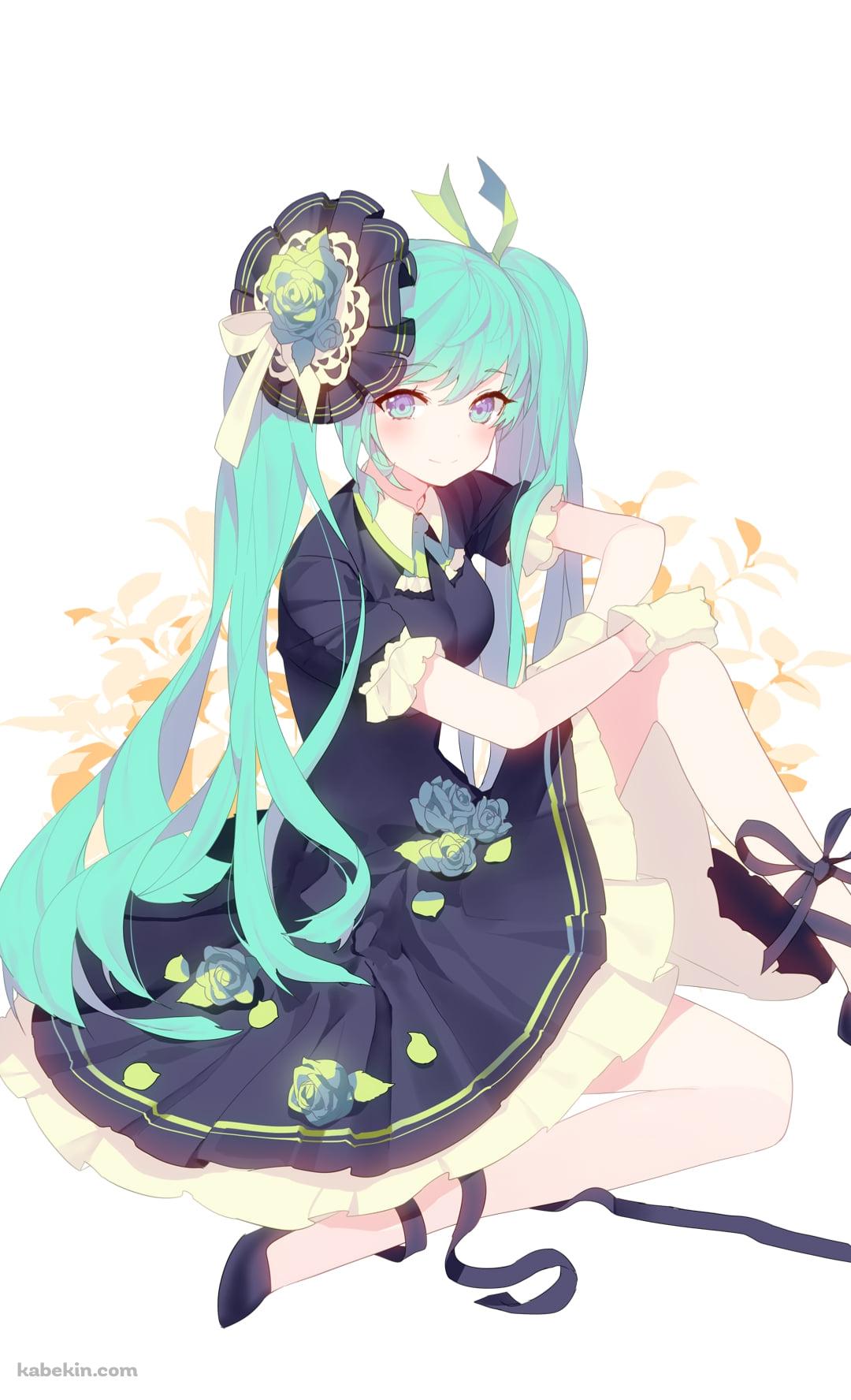 黒いドレスを着て座る可愛い初音ミク / ボカロ / ボーカロイドのAndroidの壁紙(1080px x 1776px) スマホ用