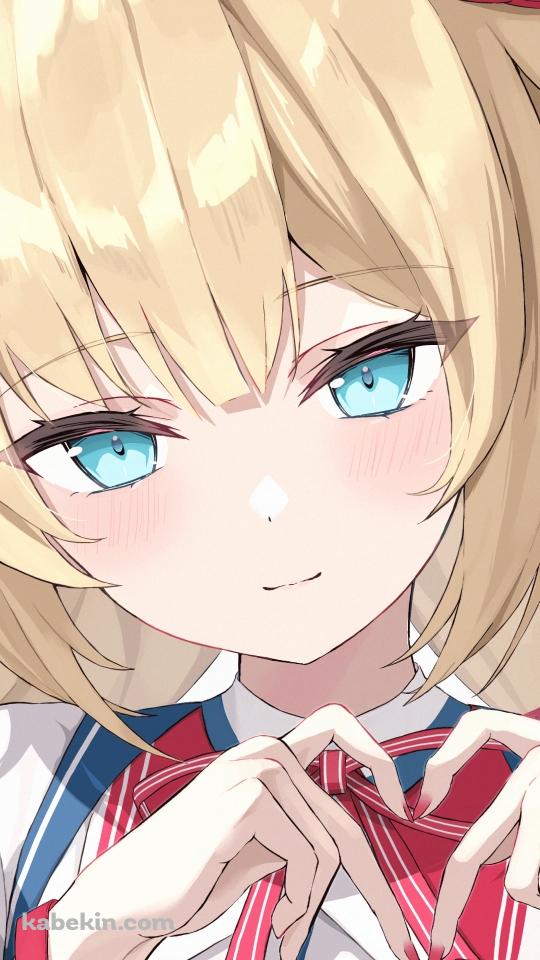指でハートを作る赤井はあと / ブロンド / 緑の瞳 / ホロライブ / バーチャルYouTuber / VtuberのAndroidの壁紙(540px x 960px) スマホ用
