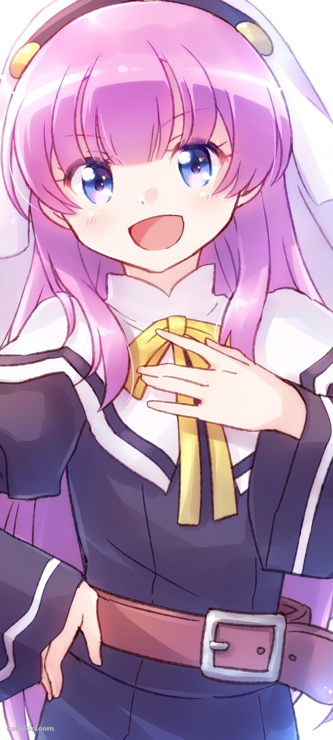 胸元の黄色いリボンに手をあてる笑顔の佐藤ひな / 神様になった日のAndroidの壁紙(1080px x 2400px) スマホ用