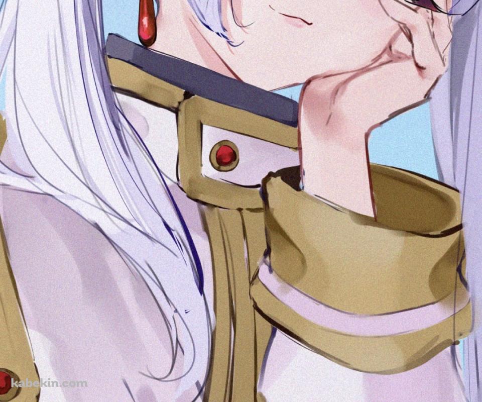 顎に手をあて冷ややかな視線を送るフリーレン / 葬送のフリーレンのAndroidの壁紙(960px x 800px) スマホ用