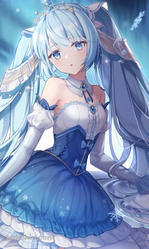 雪の結晶と白と青のドレスを着た可愛い初音ミク / 雪ミク / ボカロ / ボーカロイドのAndroidの壁紙(480px x 800px) スマホ用