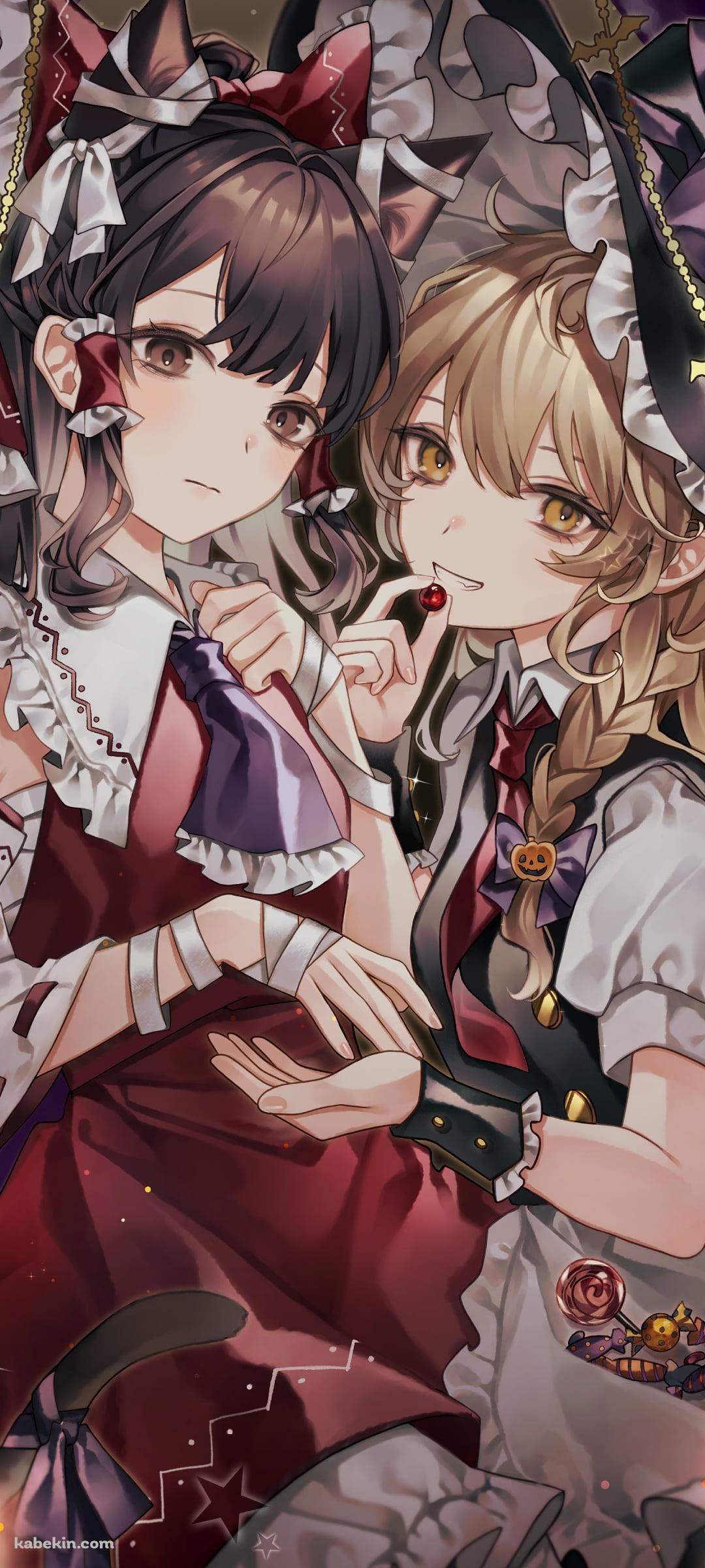 寄り添う博麗霊夢と霧雨魔理沙 / ハロウィン / カボチャ / 薔薇 / 東方のAndroidの壁紙(1080px x 2400px) スマホ用