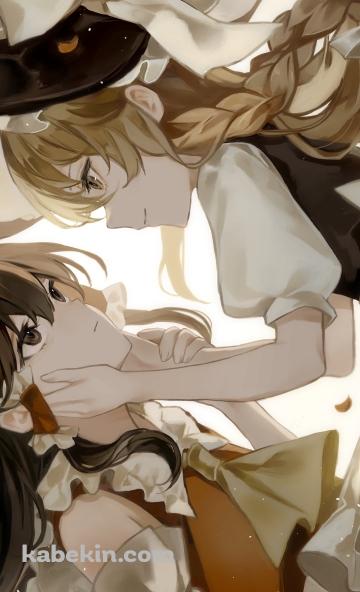 見つめ合う博麗霊夢と霧雨魔理沙 / 東方のAndroidの壁紙(360px x 592px) スマホ用