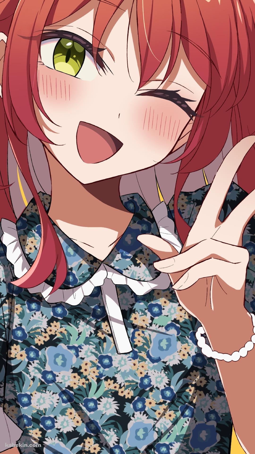 ウィンクしてピースをする花柄模様の洋服を着た可愛い喜多郁代 / ぼっち・ざ・ろっく!のAndroidの壁紙(1080px x 1920px) スマホ用