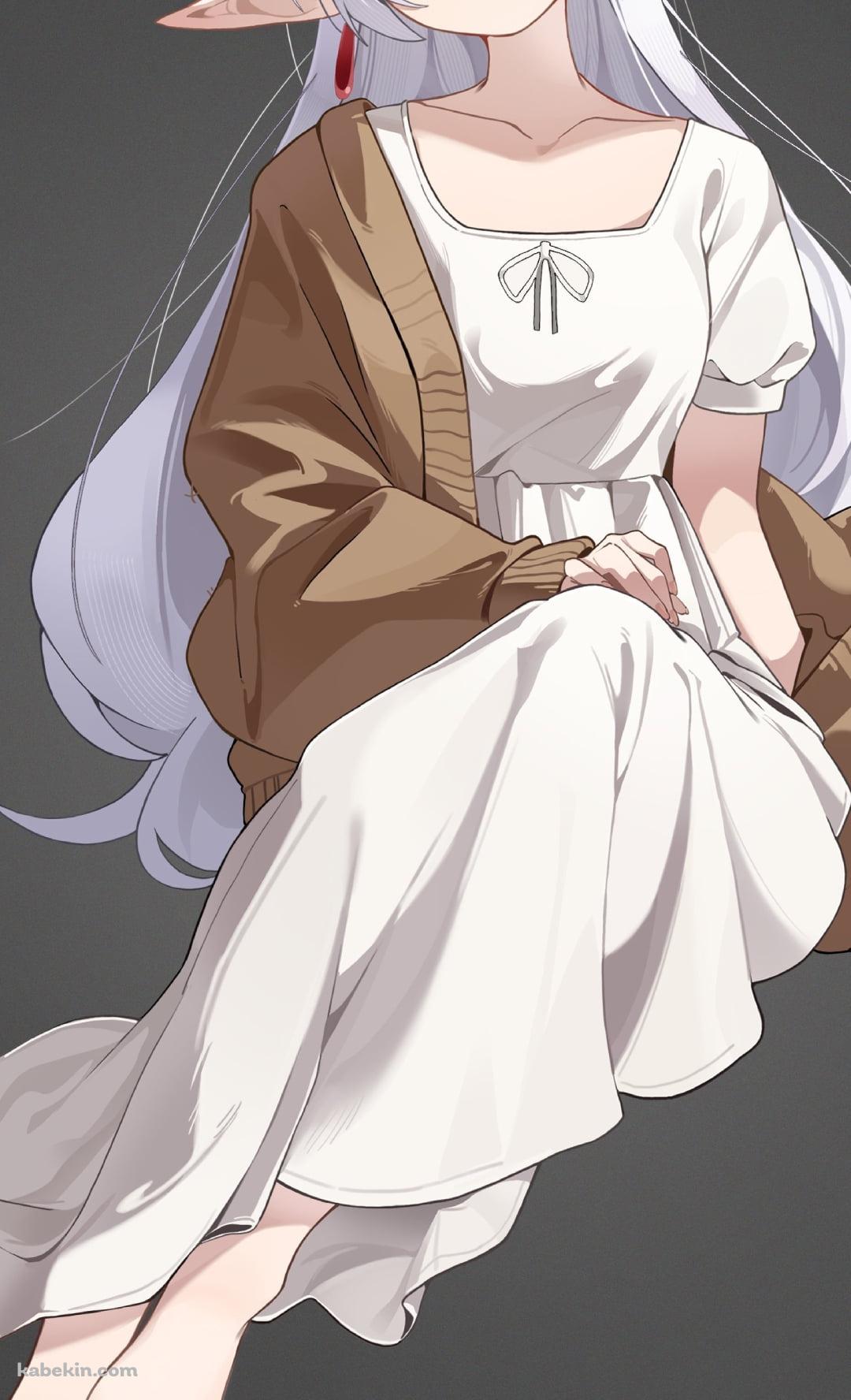 茶色いカーディガンを羽織ったフリーレン / 葬送のフリーレンのAndroidの壁紙(1080px x 1776px) スマホ用