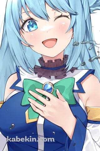 胸元のブローチに手をあててウィンクするアクア / このすば! / この素晴らしい世界に祝福を!のAndroidの壁紙(320px x 480px) スマホ用