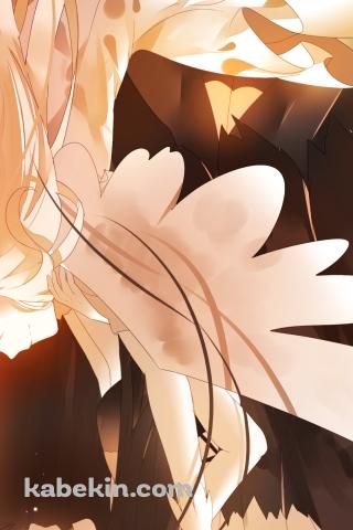 泣く暁美ほむらを優しく見つめる鹿目まどか / 悪魔ほむら / アルティメットまどか / 魔法少女まどか☆マギカのAndroidの壁紙(320px x 480px) スマホ用