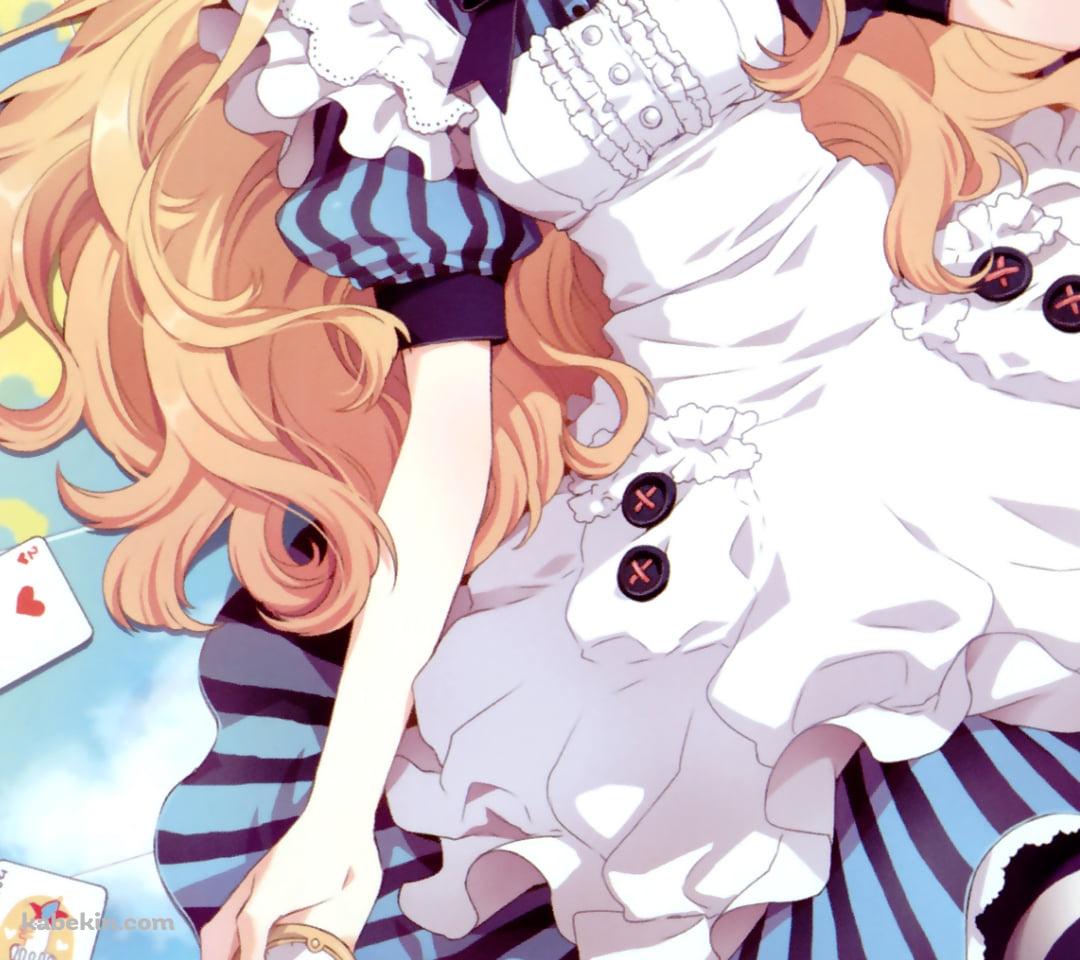 地球儀の上に仰向けになるアリス / 不思議の国のアリスのAndroidの壁紙(1080px x 960px) スマホ用