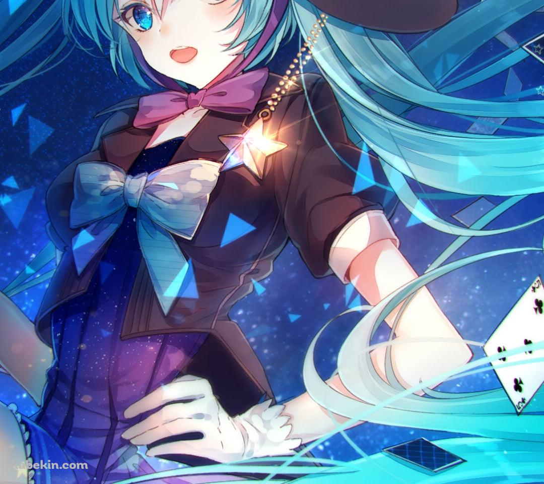 沢山のトランプとシルクハットをかぶった初音ミク / ボカロのAndroidの壁紙(1080px x 960px) スマホ用