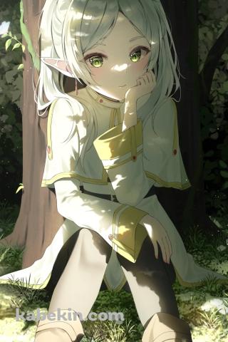 木陰で頬杖をつく可愛いフリーレン / 葬送のフリーレンのAndroidの壁紙(320px x 480px) スマホ用