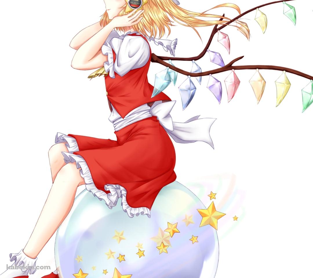 クリスタルの上に座り音楽を聴くフランドール・スカーレット / 東方のAndroidの壁紙(1080px x 960px) スマホ用