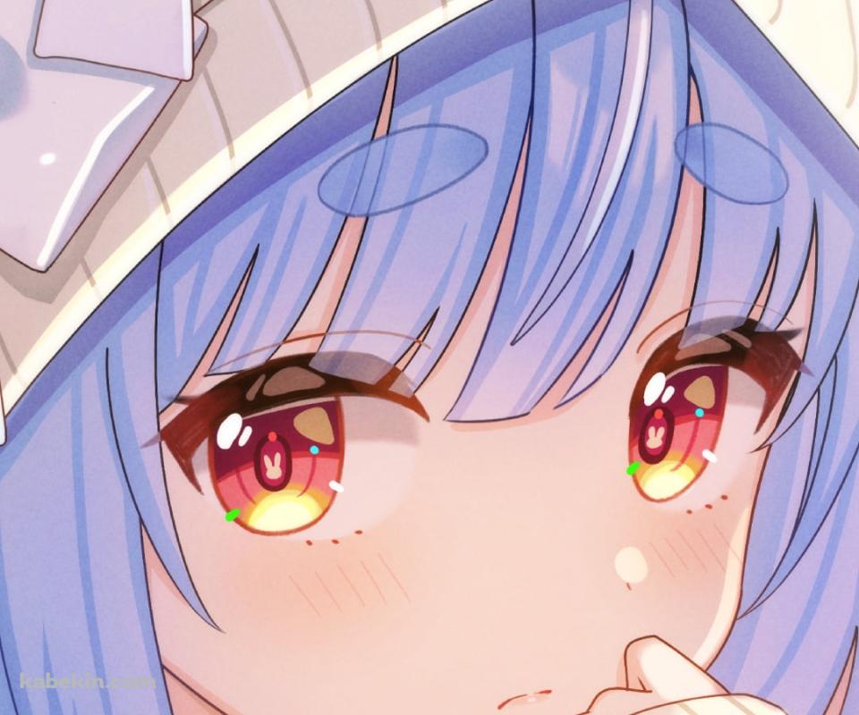 兎耳のフードを被った可愛い兎田ぺこら / ホロライブ / バーチャルYouTuber / VtuberのAndroidの壁紙(960px x 800px) スマホ用