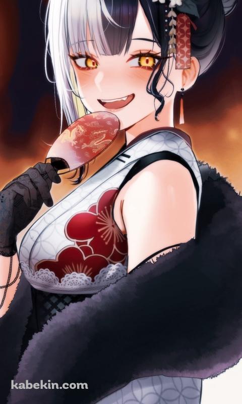 団扇を持ち微笑むシオリ・ノヴェラ / ホロライブ / バーチャルYouTuber / VtuberのAndroidの壁紙(480px x 800px) スマホ用