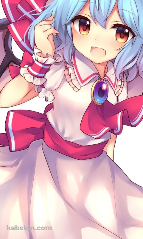 右手で髪を触るプニプニのレミリア・スカーレット / 東方のAndroidの壁紙(480px x 800px) スマホ用