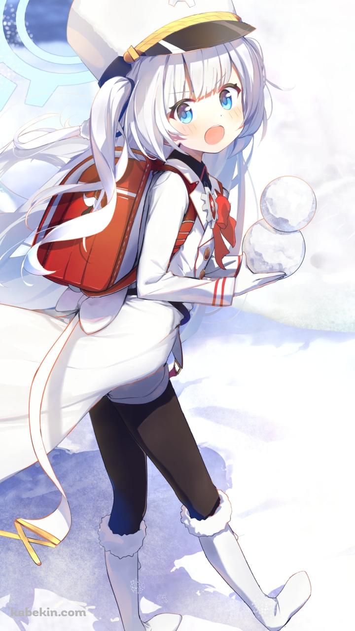 雪だるまを持つ連河チェリノ / ブルーアーカイブのAndroidの壁紙(720px x 1280px) スマホ用