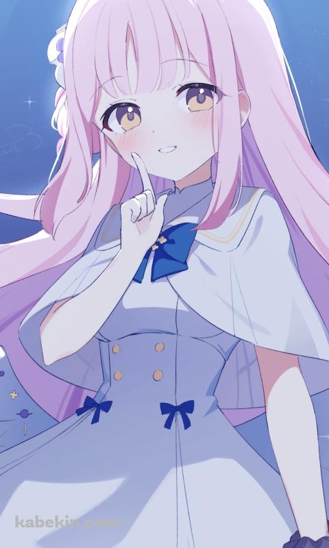 人差指を立て笑う可愛い聖園ミカ / ブルーアーカイブのAndroidの壁紙(480px x 800px) スマホ用