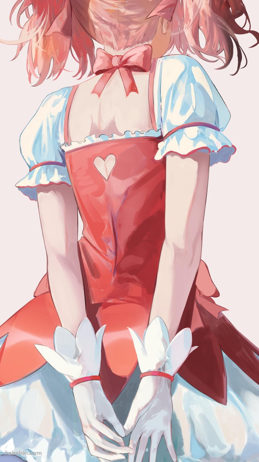 赤いドレスを着た後ろ手の鹿目まどか / 後ろ姿 / 魔法少女まどか☆マギカのAndroidの壁紙(1080px x 1920px) スマホ用