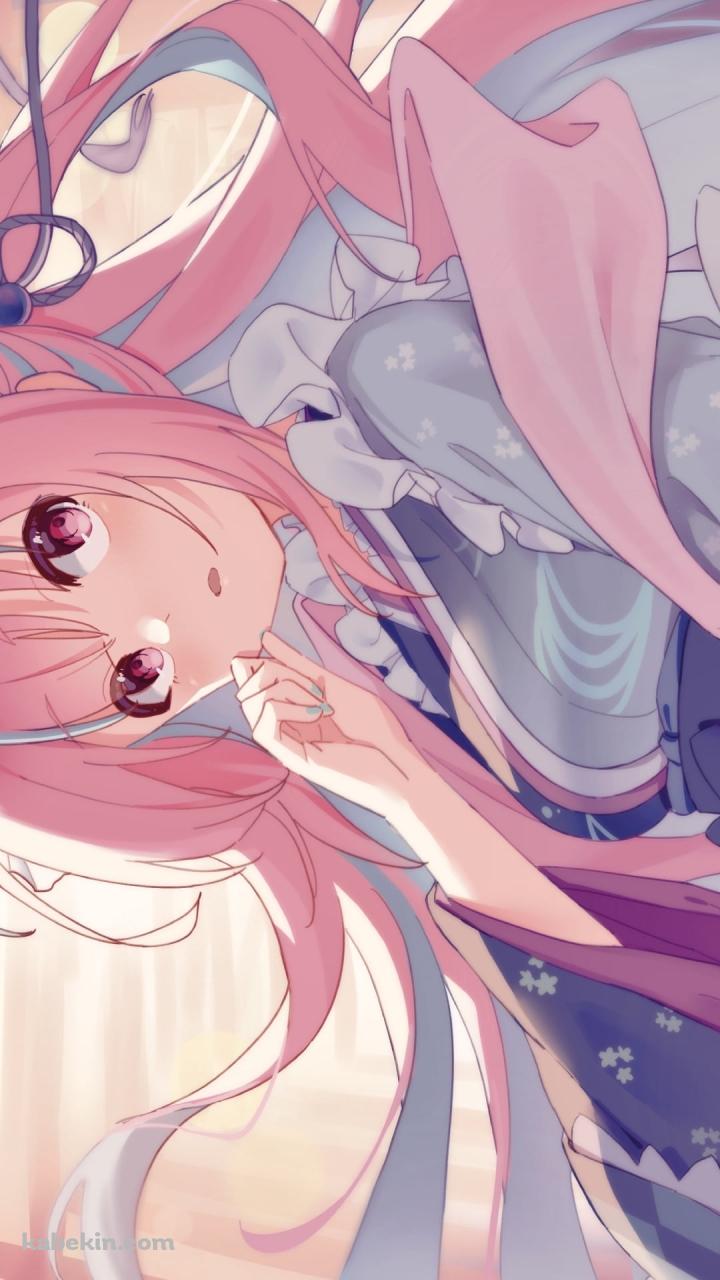 水色の着物を着たピンクのロングヘア―の湊あくあ / ホロライブ / バーチャルYouTuber / VtuberのAndroidの壁紙(720px x 1280px) スマホ用