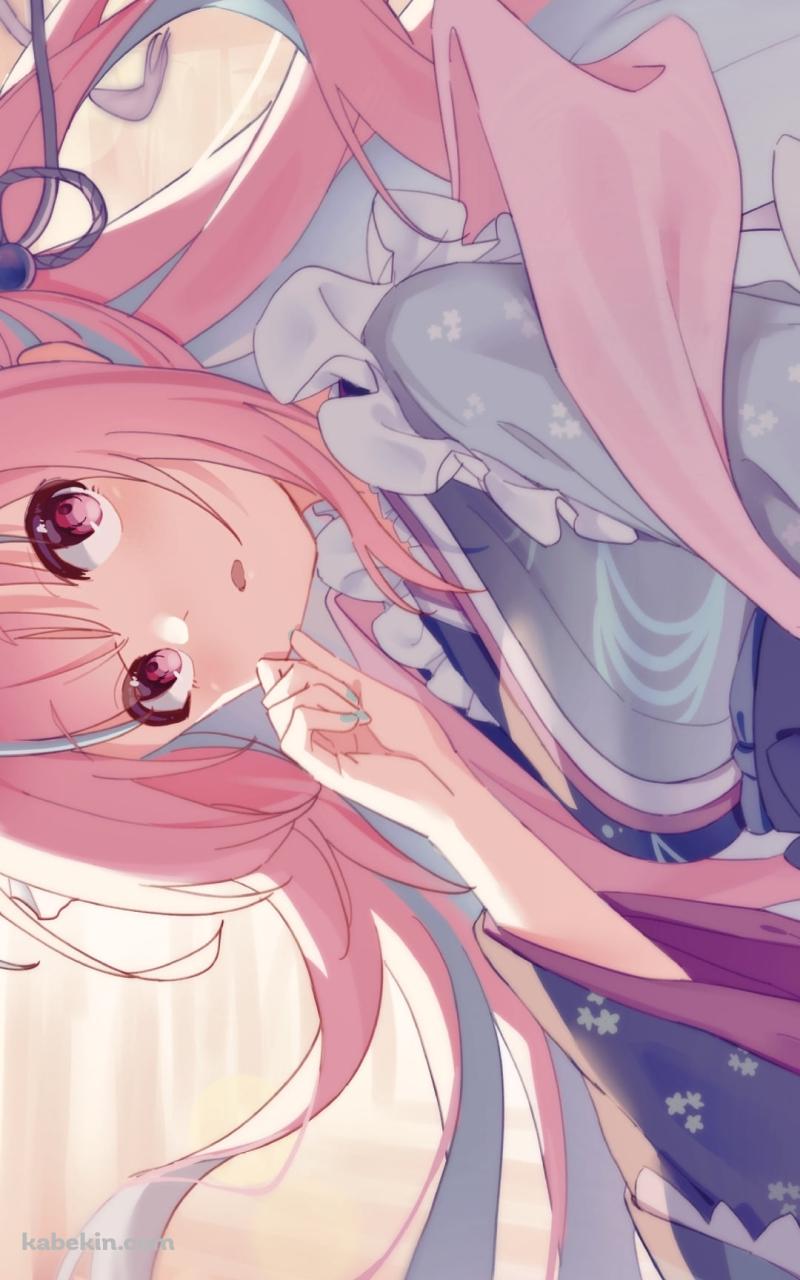 水色の着物を着たピンクのロングヘア―の湊あくあ / ホロライブ / バーチャルYouTuber / VtuberのAndroidの壁紙(800px x 1280px) スマホ用