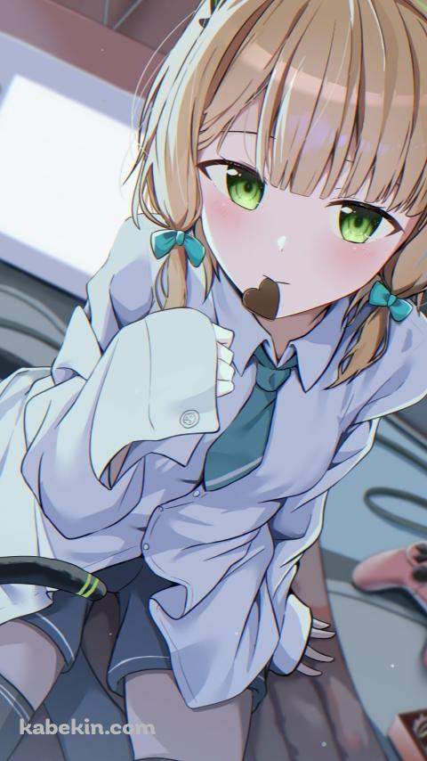 ハートのチョコを食べる才羽ミドリ / ブルーアーカイブのAndroidの壁紙(480px x 854px) スマホ用