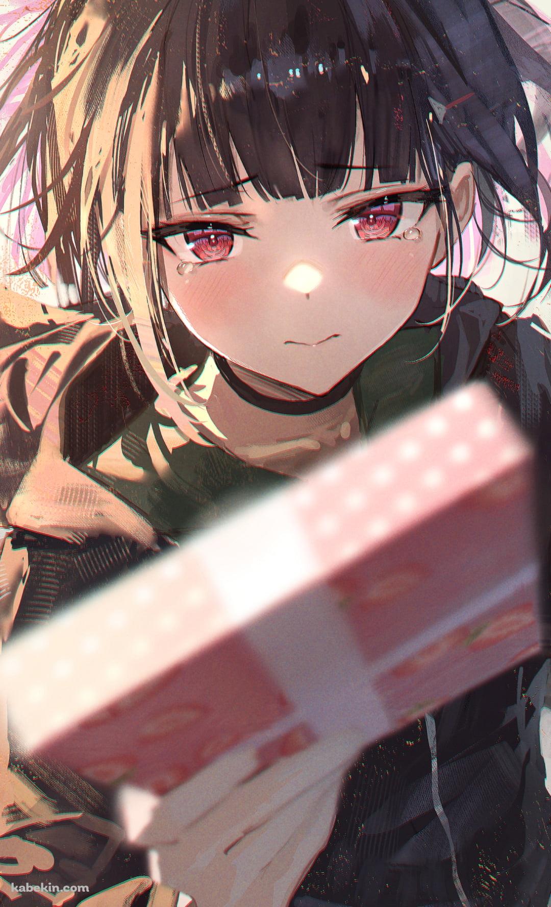 涙目でピンクのプレゼントを差し出す杏山カズサ / ブルーアーカイブのAndroidの壁紙(1080px x 1776px) スマホ用