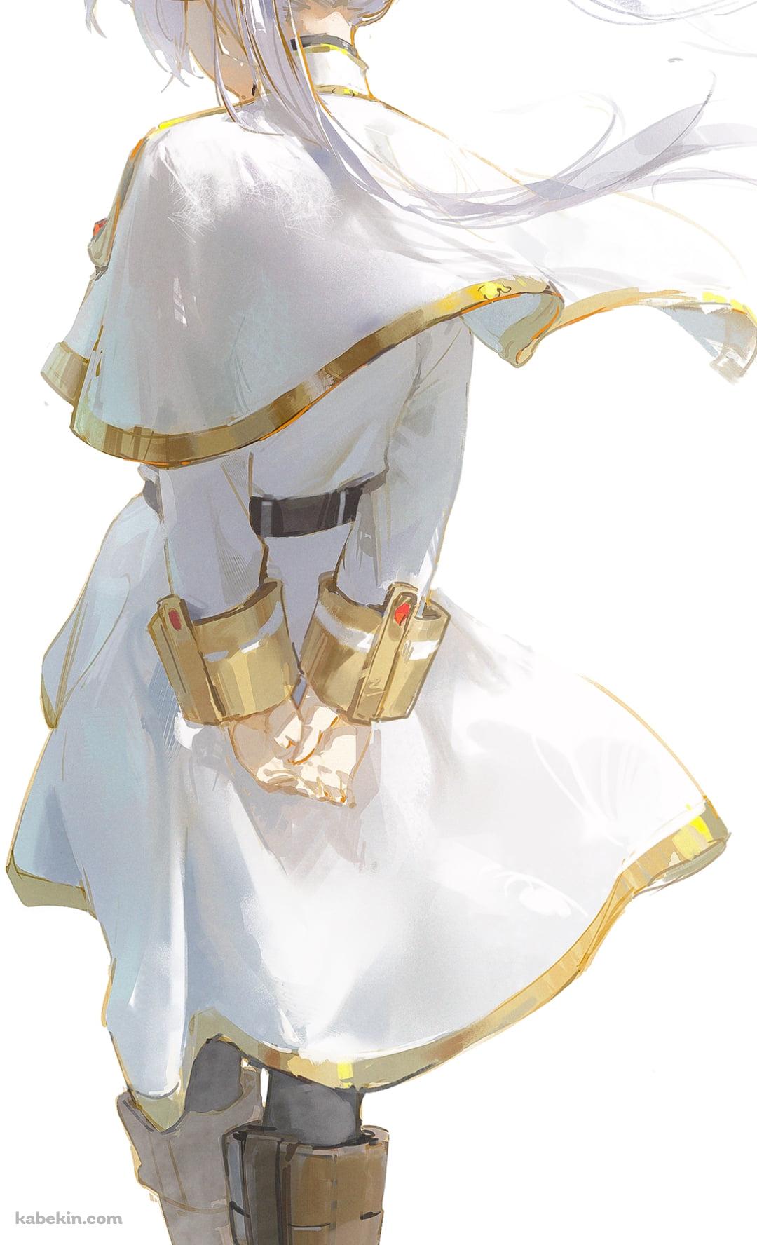 後ろ手を組んで歩くフリーレンの後ろ姿 / 葬送のフリーレンのAndroidの壁紙(1080px x 1776px) スマホ用