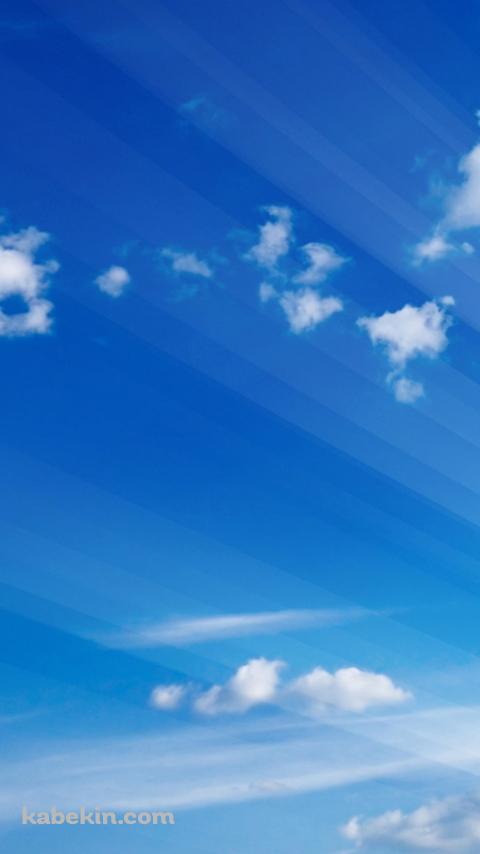 光り射す綺麗な夏空 / まばらな白い雲のAndroidの壁紙(480px x 854px) スマホ用