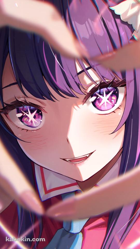 指で作ったハートの間で微笑む星野アイ / 推しの子のAndroidの壁紙(540px x 960px) スマホ用