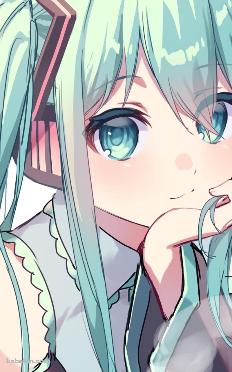 頬杖をつく可愛い初音ミク / ホットコーヒー / ボカロのAndroidの壁紙(800px x 1280px) スマホ用
