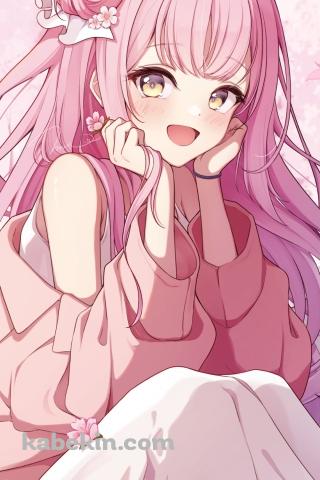 ピンクの花に囲まれた笑顔の聖園ミカ / ブルーアーカイブのAndroidの壁紙(320px x 480px) スマホ用