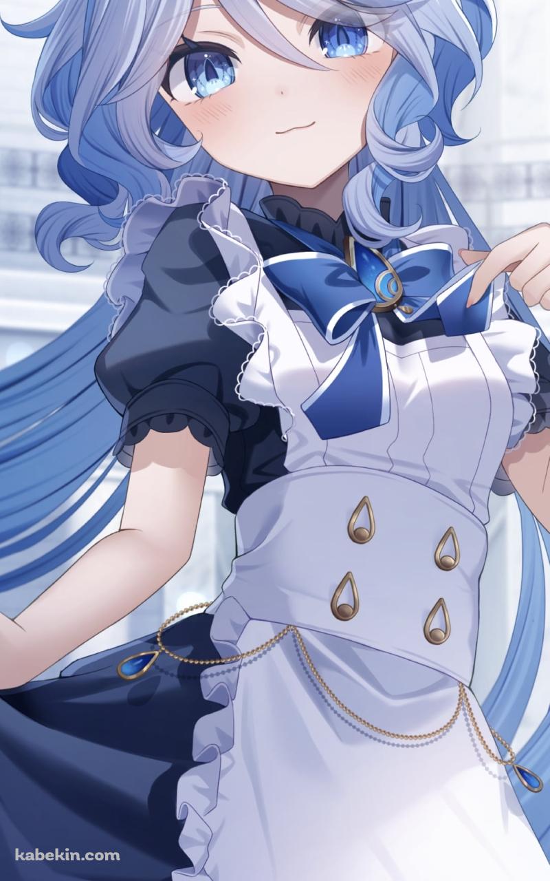 スカートの裾を持つメイド姿のフリーナ / 可愛い / 原神のAndroidの壁紙(800px x 1280px) スマホ用
