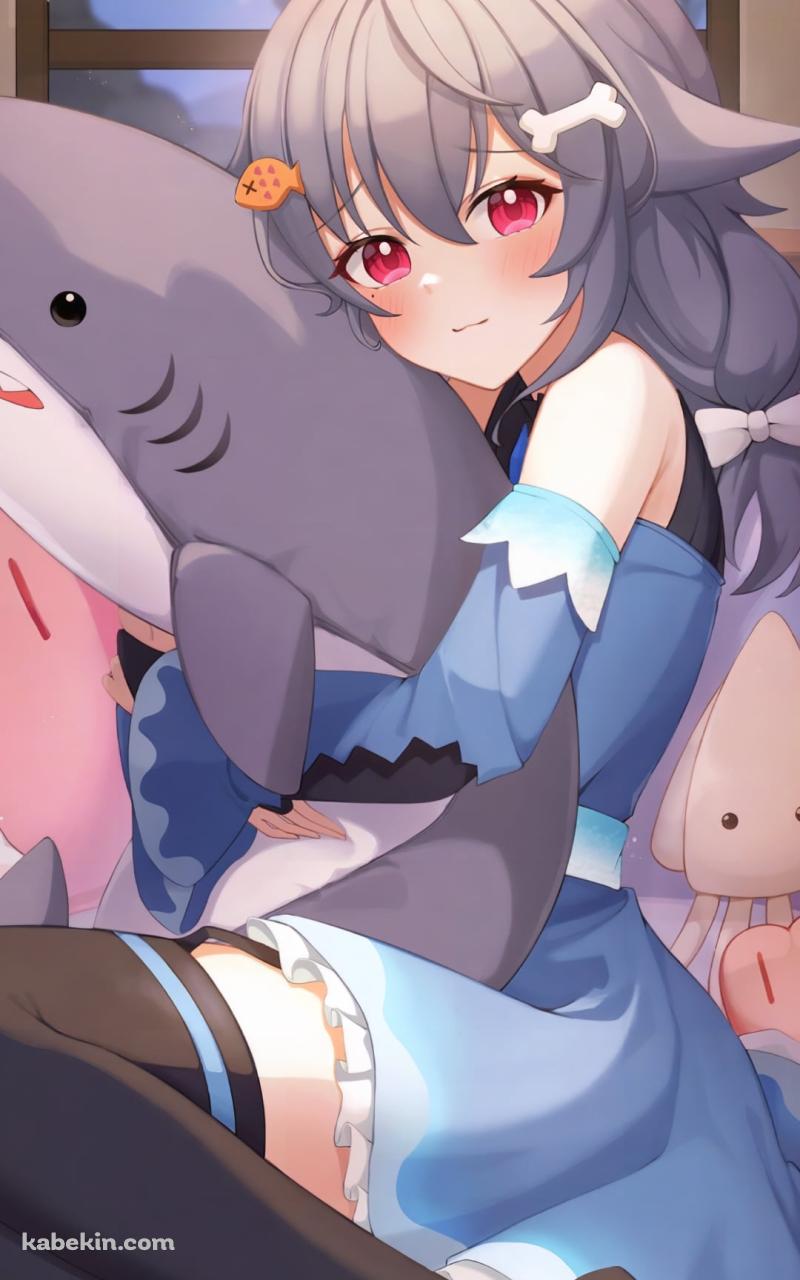 鮫のぬいぐるみを抱く鮫島メイコ / バーチャルYouTuber / VtuberのAndroidの壁紙(800px x 1280px) スマホ用