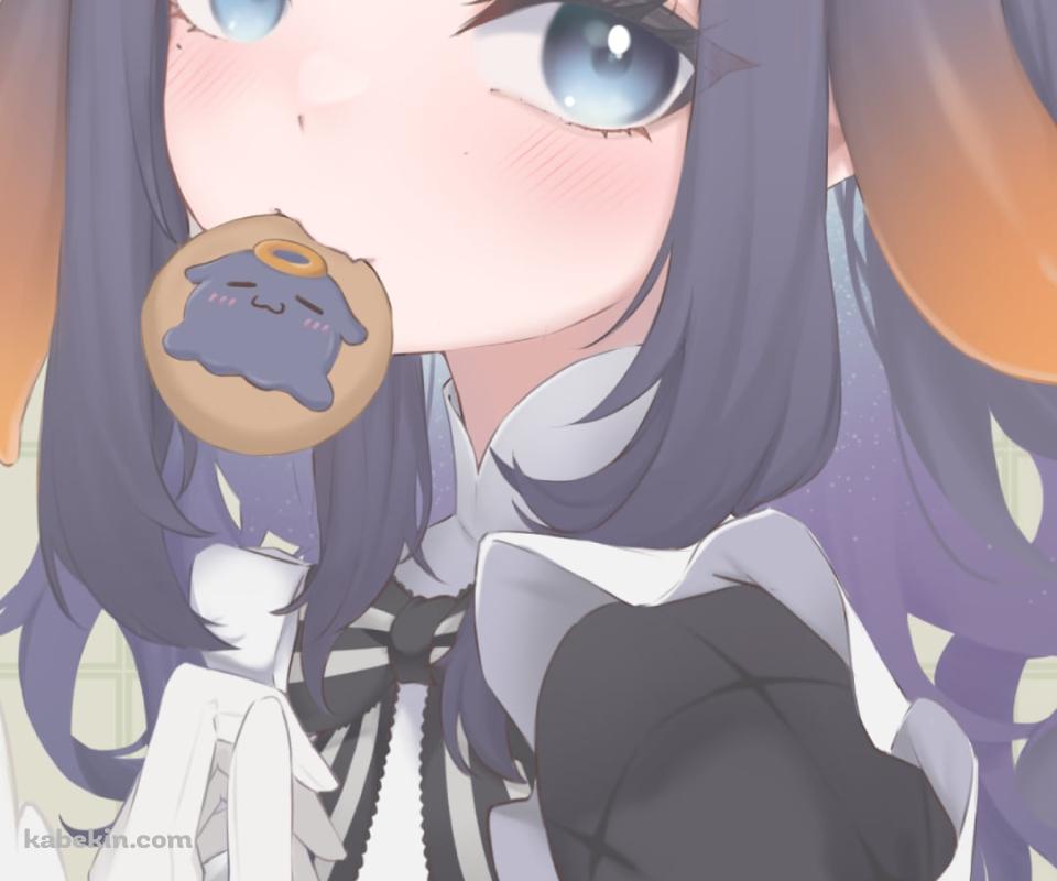 クッキーを咥えてこちらを見つめる一伊那尓栖 / ホロライブ / バーチャルYouTuber / VtuberのAndroidの壁紙(960px x 800px) スマホ用