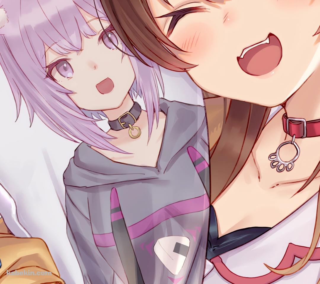 猫又おかゆの抱き枕を抱く戌神ころね / ホロライブ / バーチャルYouTuberのAndroidの壁紙(1080px x 960px) スマホ用