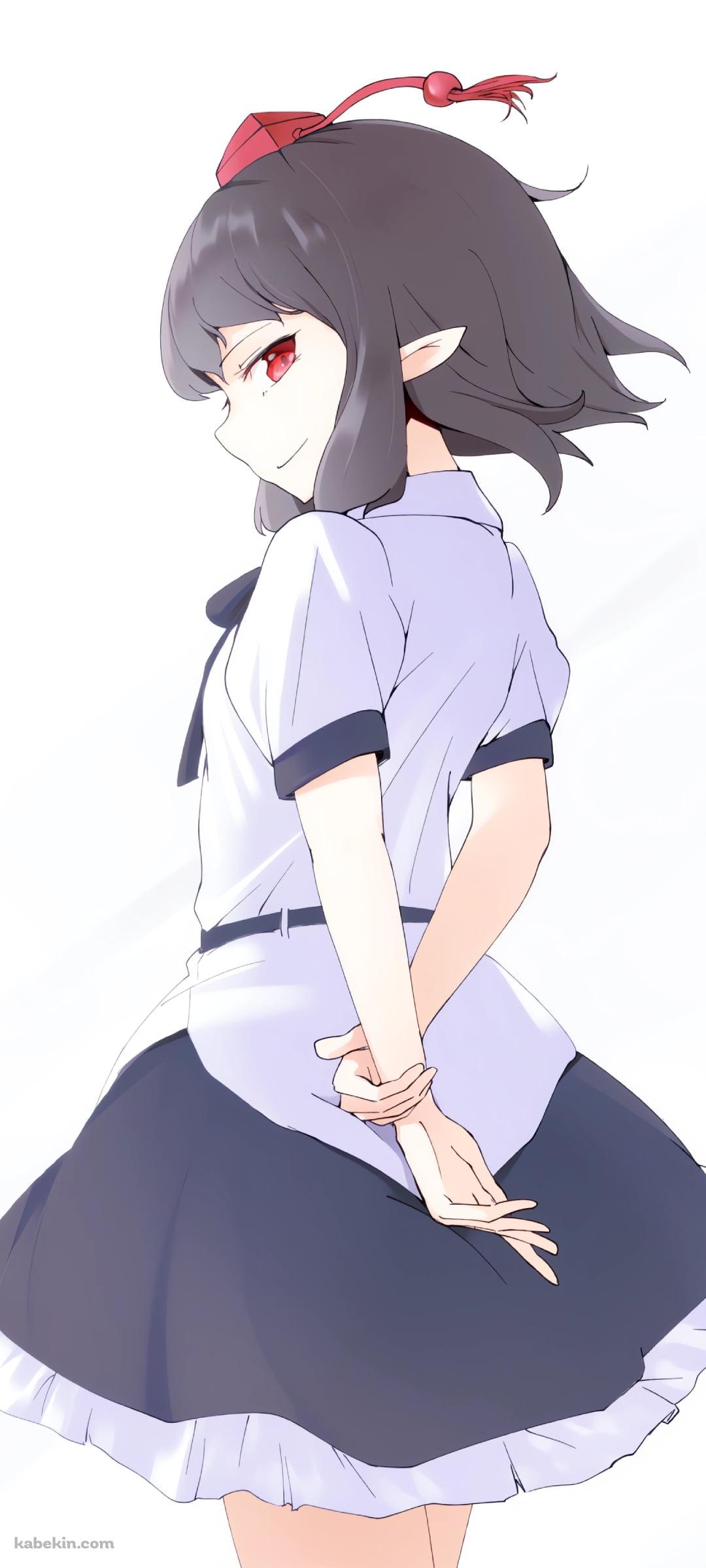 後ろ手を組む射命丸文 / 東方のAndroidの壁紙(1080px x 2400px) スマホ用