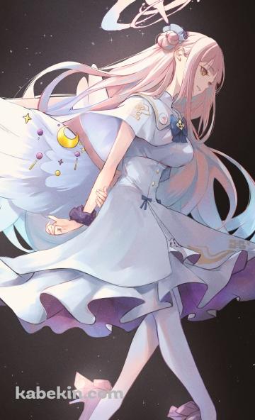 宇宙でステップを踏む聖園ミカ / ブルーアーカイブのAndroidの壁紙(360px x 592px) スマホ用