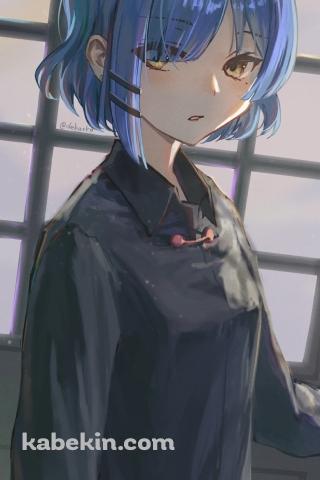 黒い服を着た山田リョウ / ぼっち・ざ・ろっく!のAndroidの壁紙(320px x 480px) スマホ用